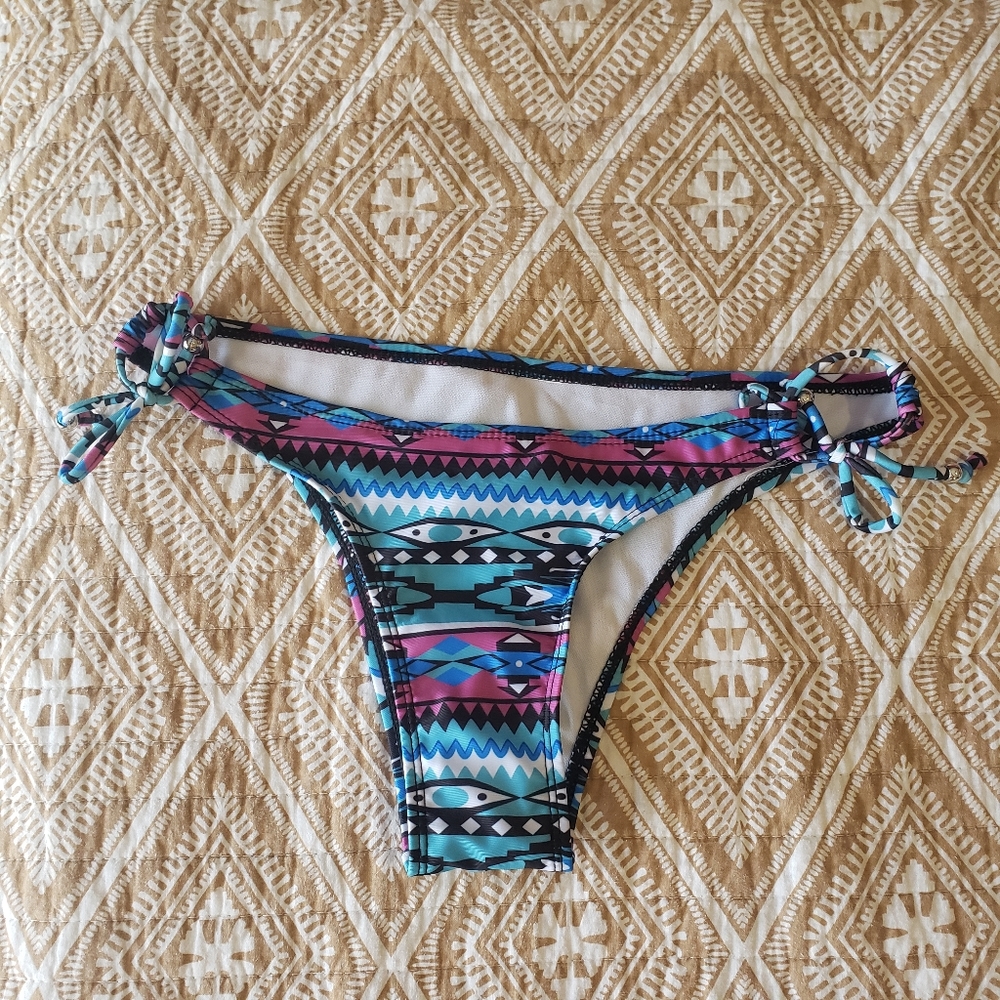 Tribal print bikini bottom